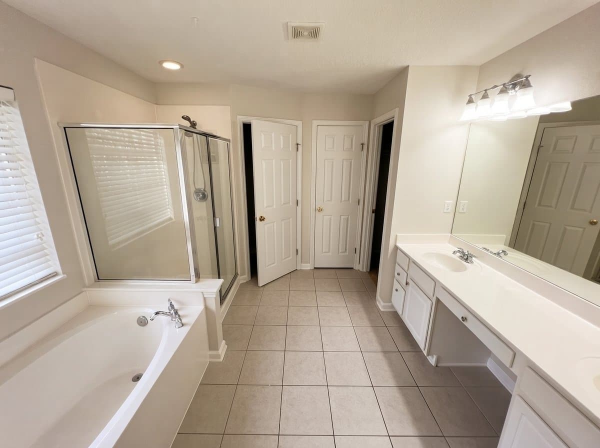 Jacksonville Townhome: 11089 Castlemain Cir S