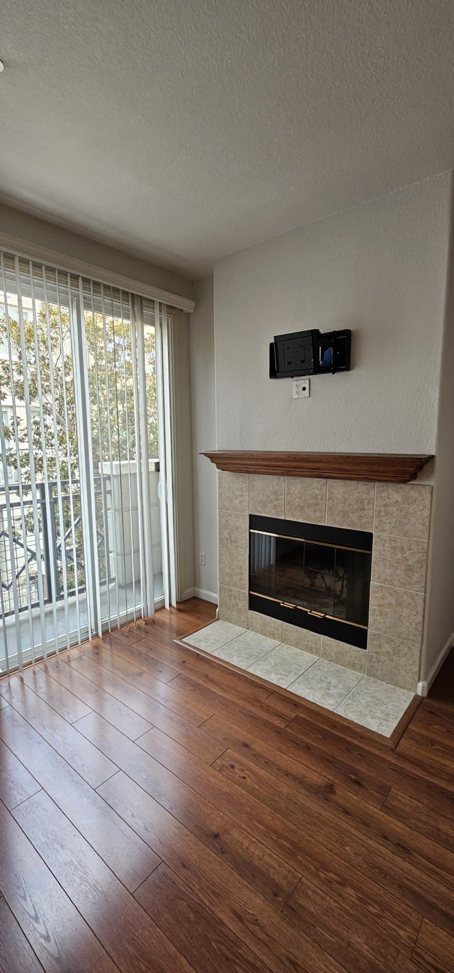 Hayward Condo: 716 City Walk Pl