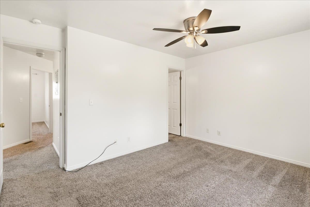 West Jordan Townhome: 6875 S Florentine Way