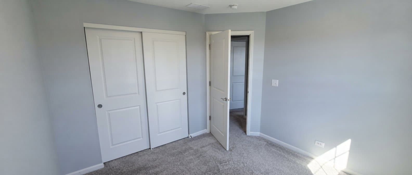 Crystal Lake Townhome: 1019 River Birch Blvd