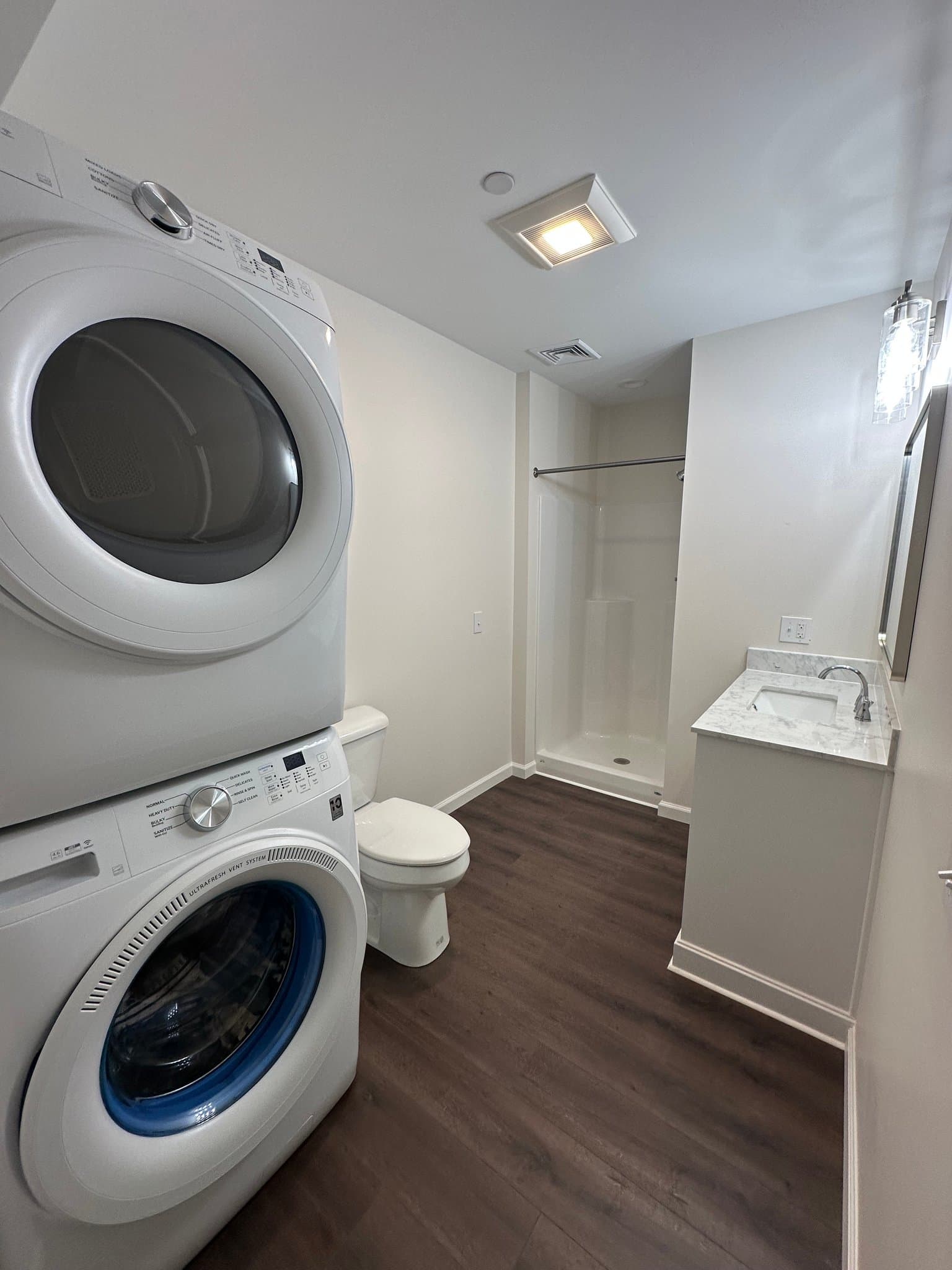 Dickson City Apartment: 1047 Lincoln Street