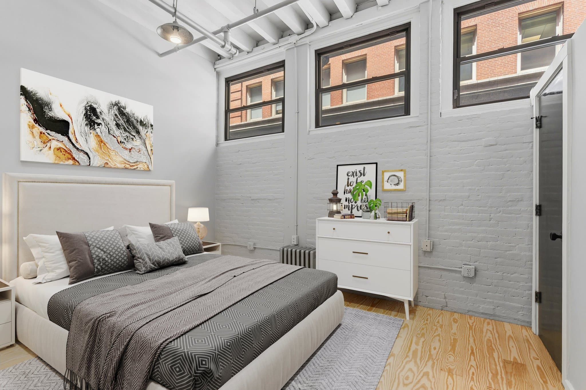 Boston Condo: 107 South St.