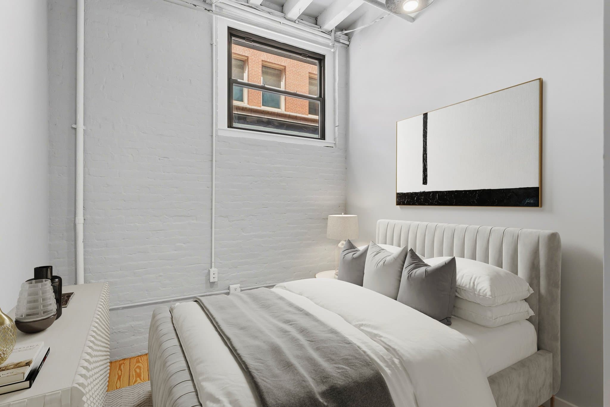 Boston Condo: 107 South St.