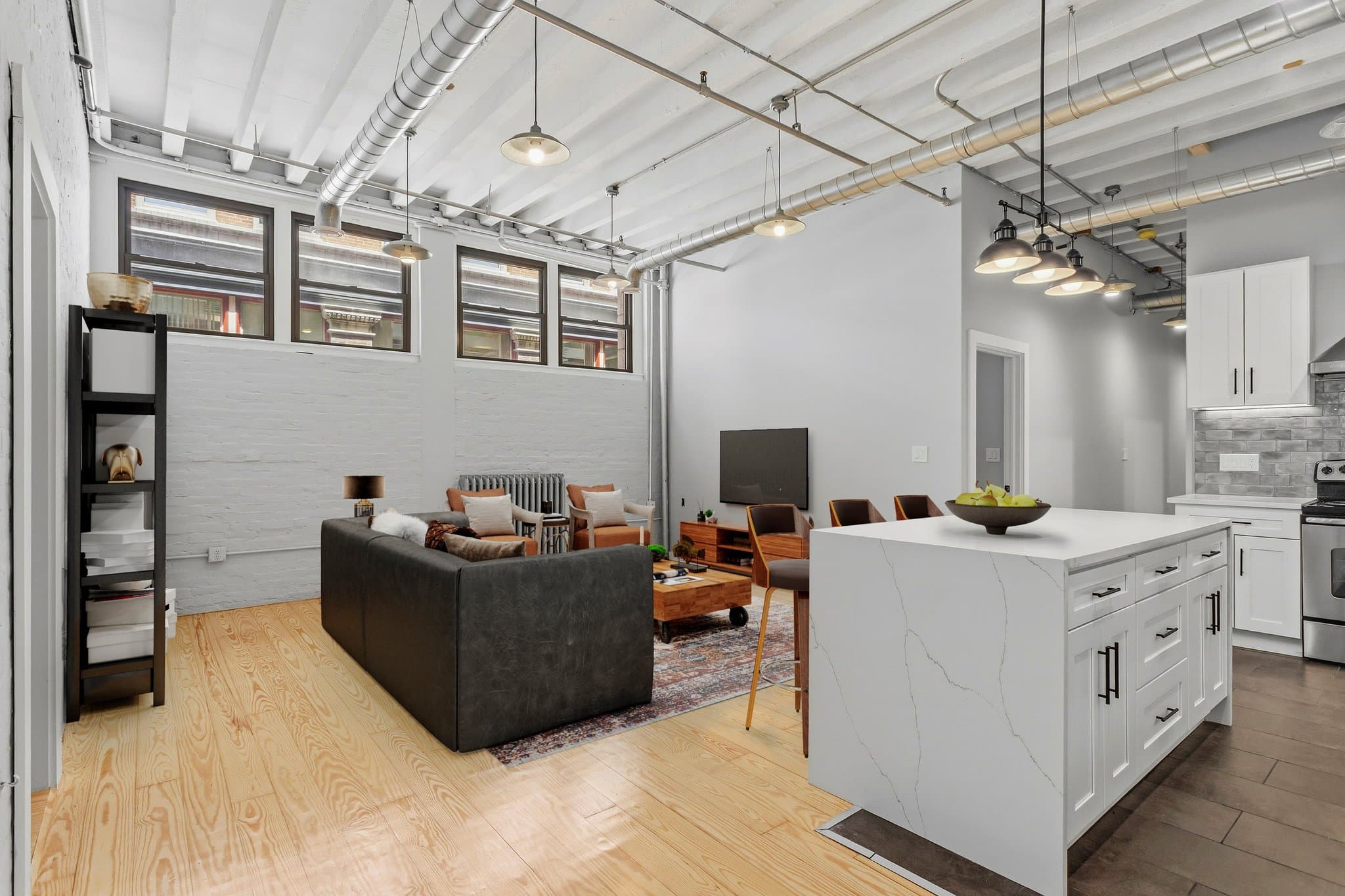 Boston Condo: 107 South St.