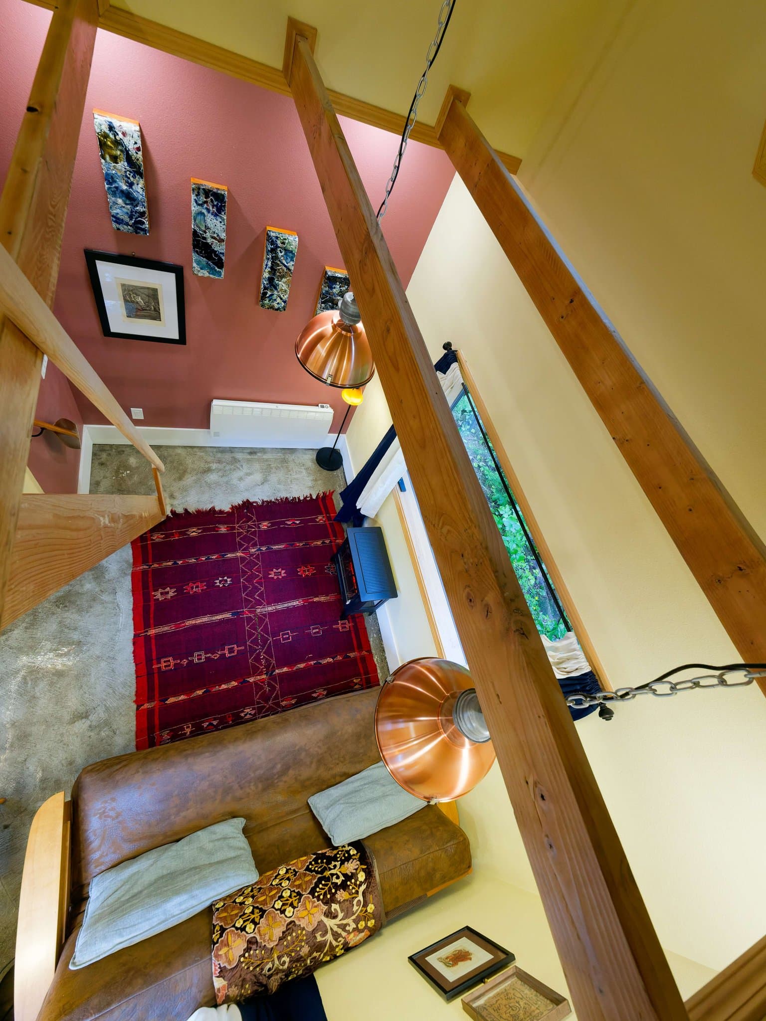 Juneau House: 20136 Cohen Drive