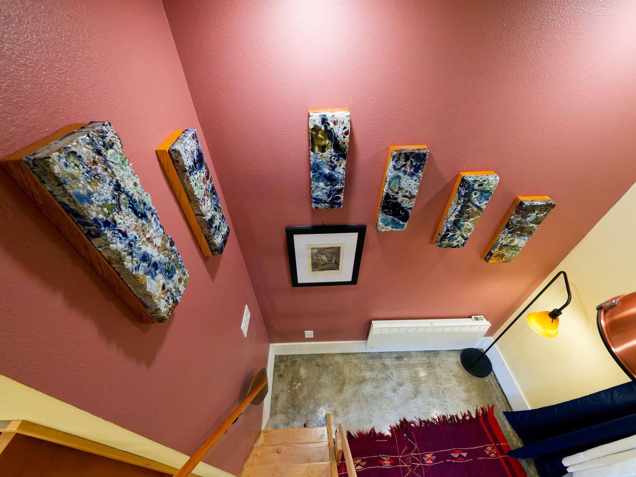 Juneau House: 20136 Cohen Drive