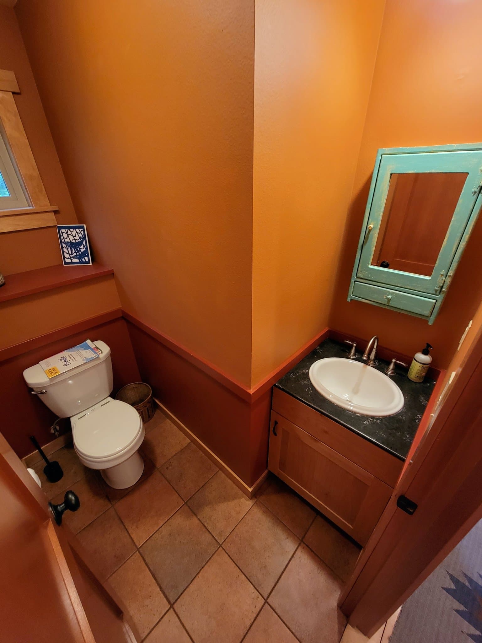 Juneau House: 20136 Cohen Drive