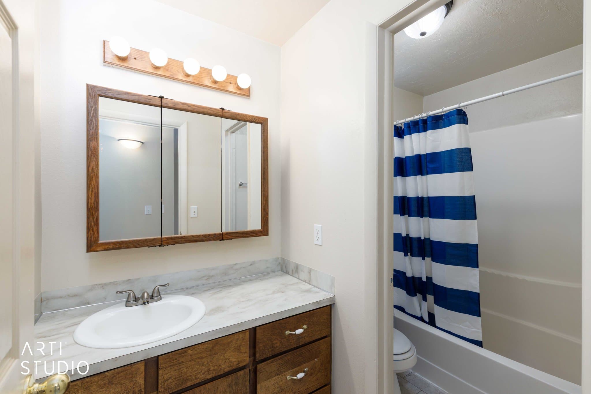 SOUTH OGDEN Condo: 1792 E 5625 S #B CONDO