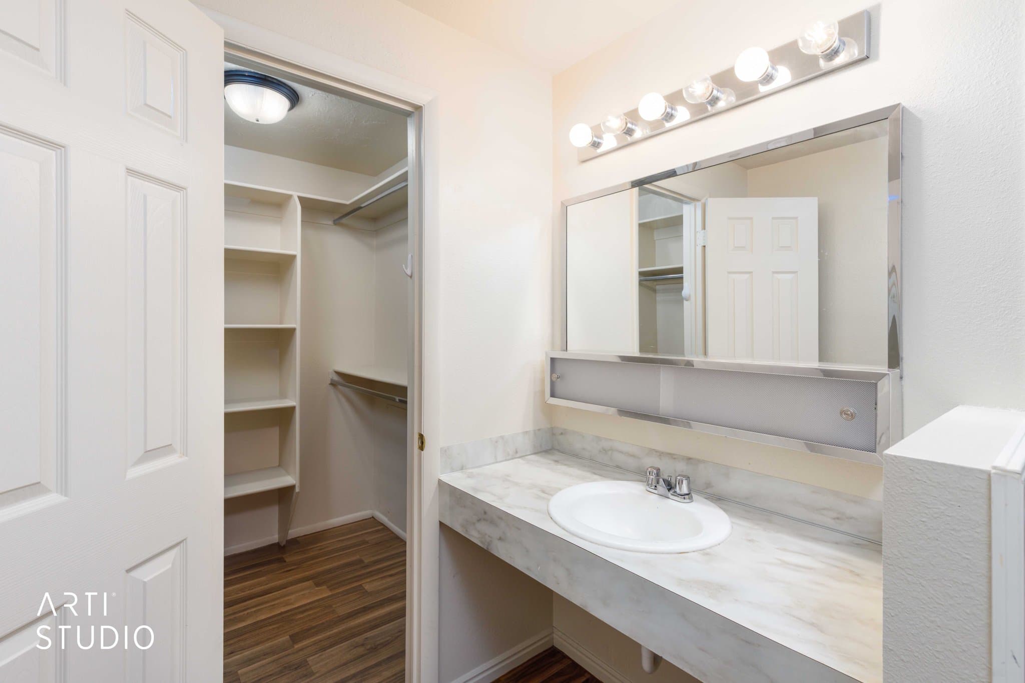 SOUTH OGDEN Condo: 1792 E 5625 S #B CONDO