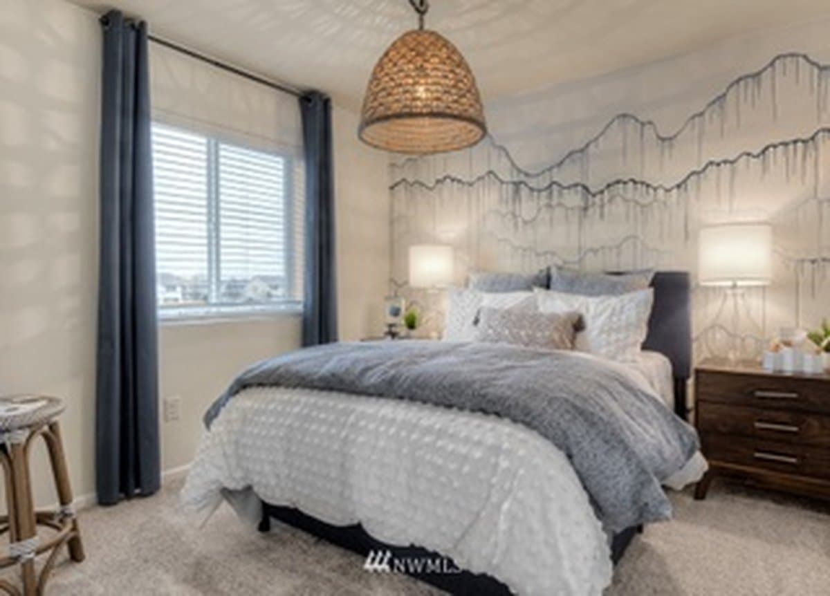 Olympia House: 1909 18th Ave SW