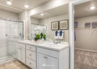 Olympia House: 1909 18th Ave SW