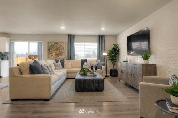 Olympia House: 1909 18th Ave SW