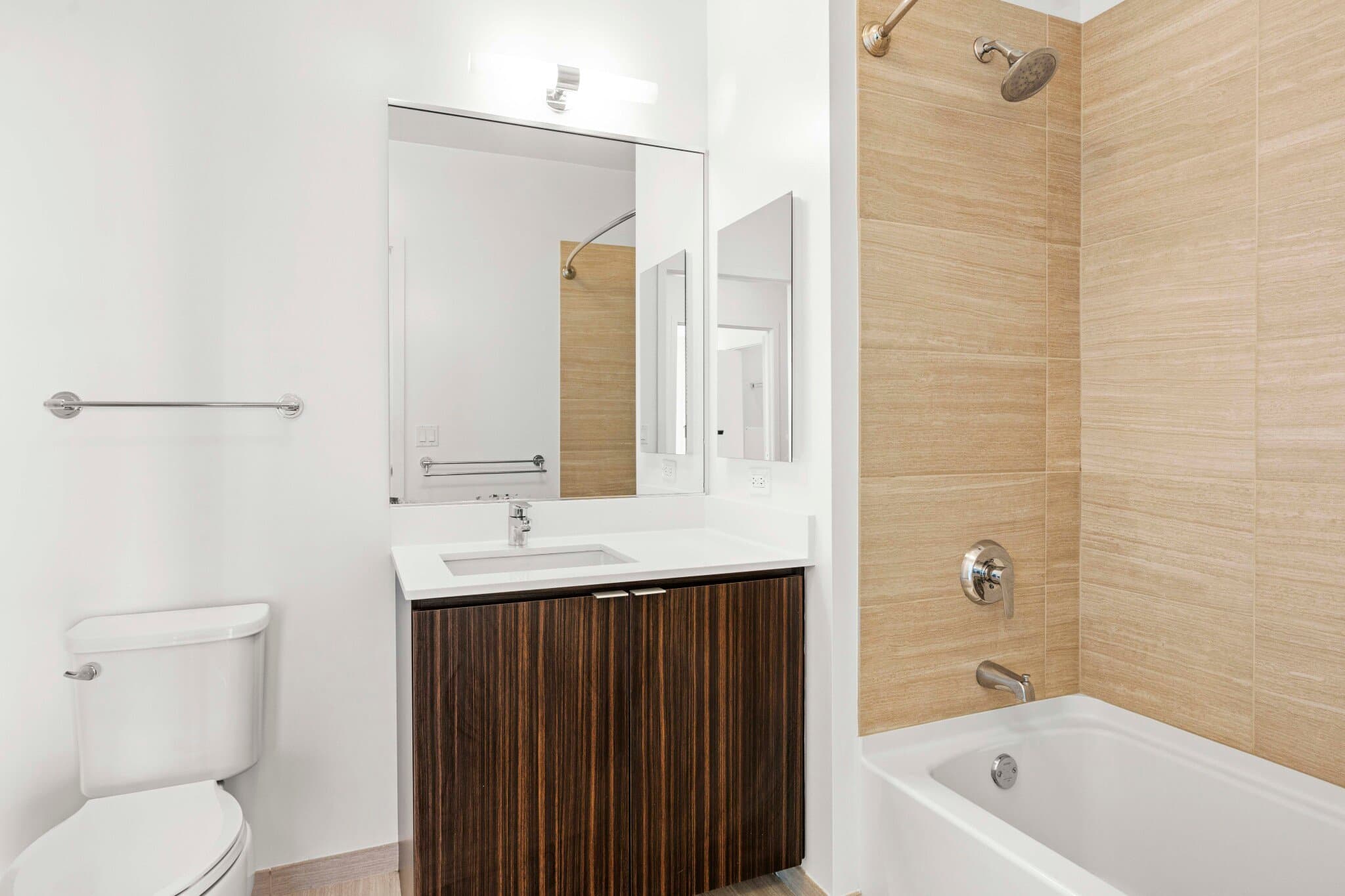 Chicago Condo: 189 N Michigan Ave