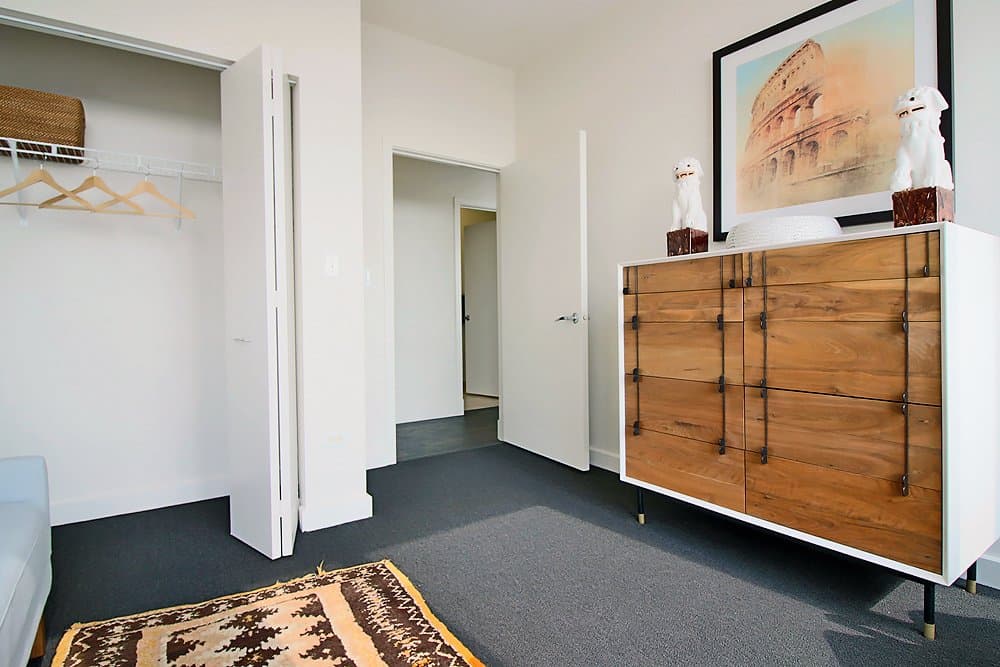 Chicago Condo: 2206 S Indiana Ave