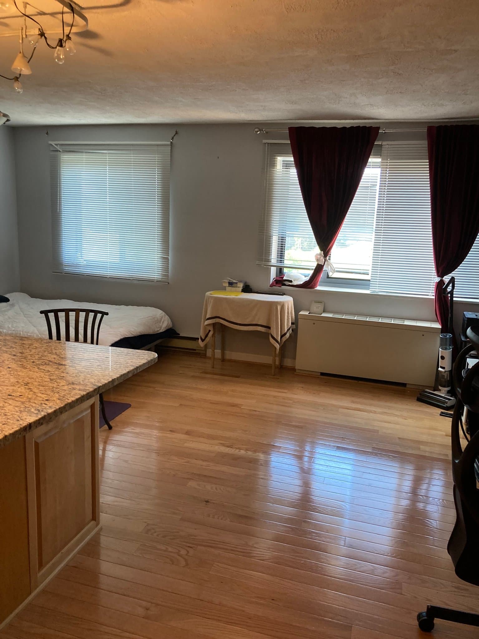 Arlington Single Room: 1300 S Arlington Ridge Road