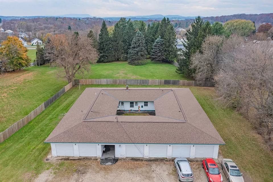 Bristol Other: 40 Adirondack View