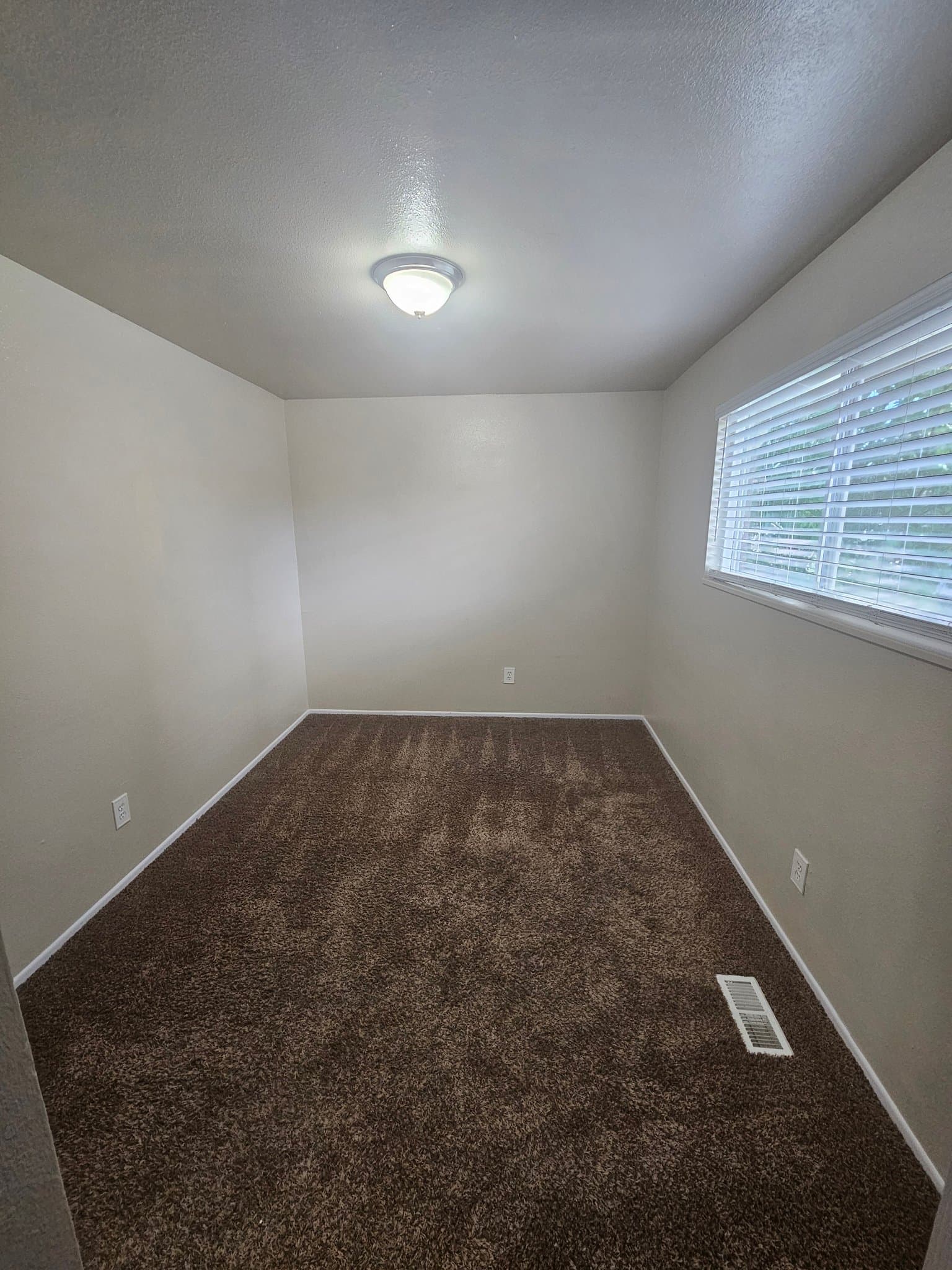 Taylorsville Multiplex: 3963 W Dimrall Dr