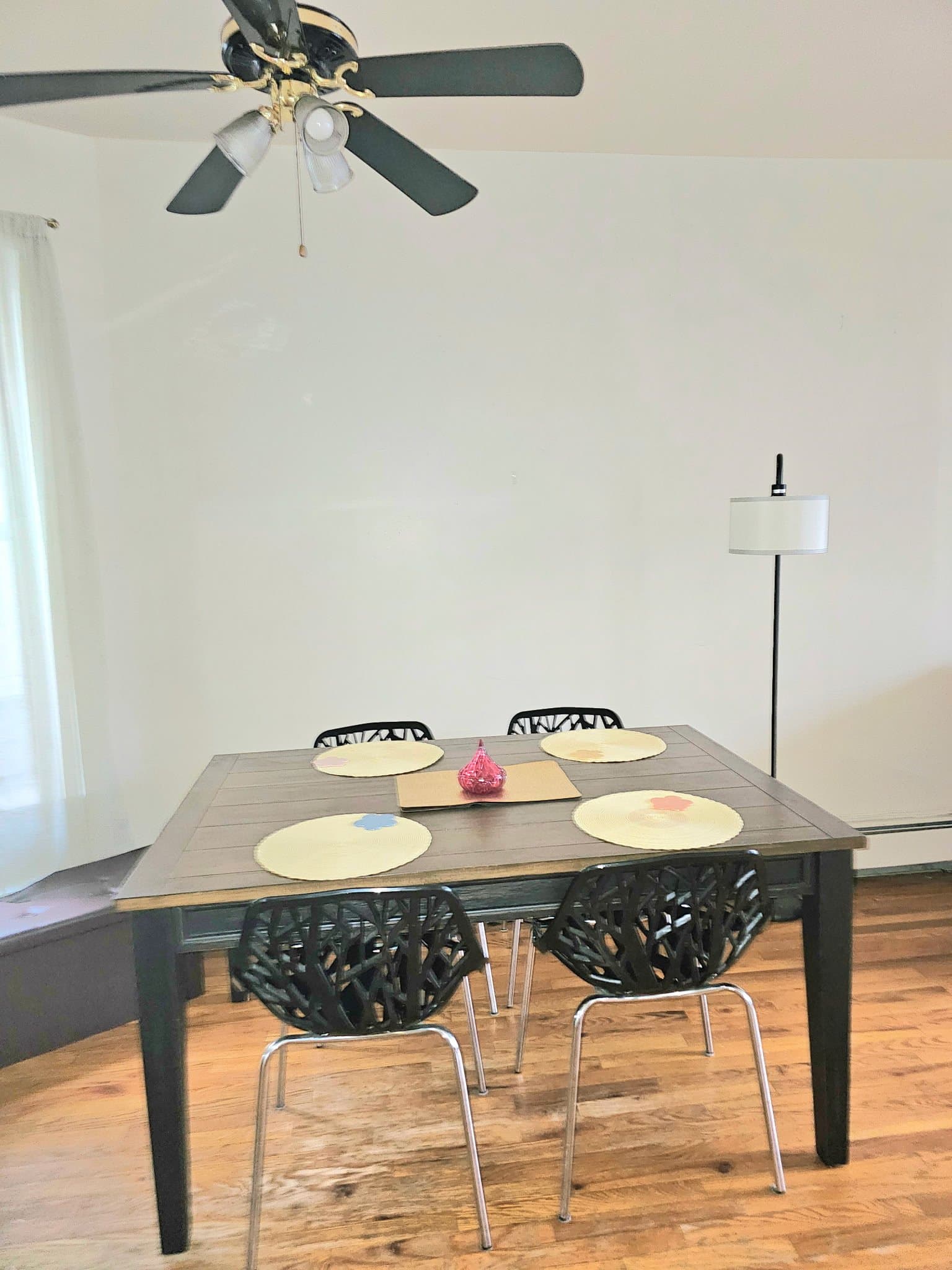 New York Apartment: 2107 Amsterdam Ave
