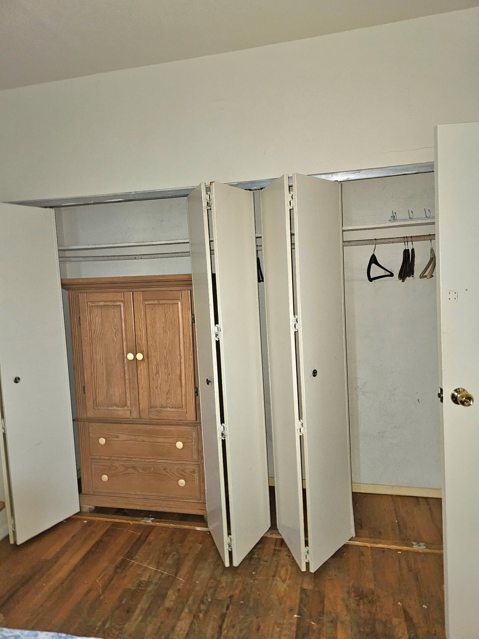 New York Apartment: 2107 Amsterdam Ave