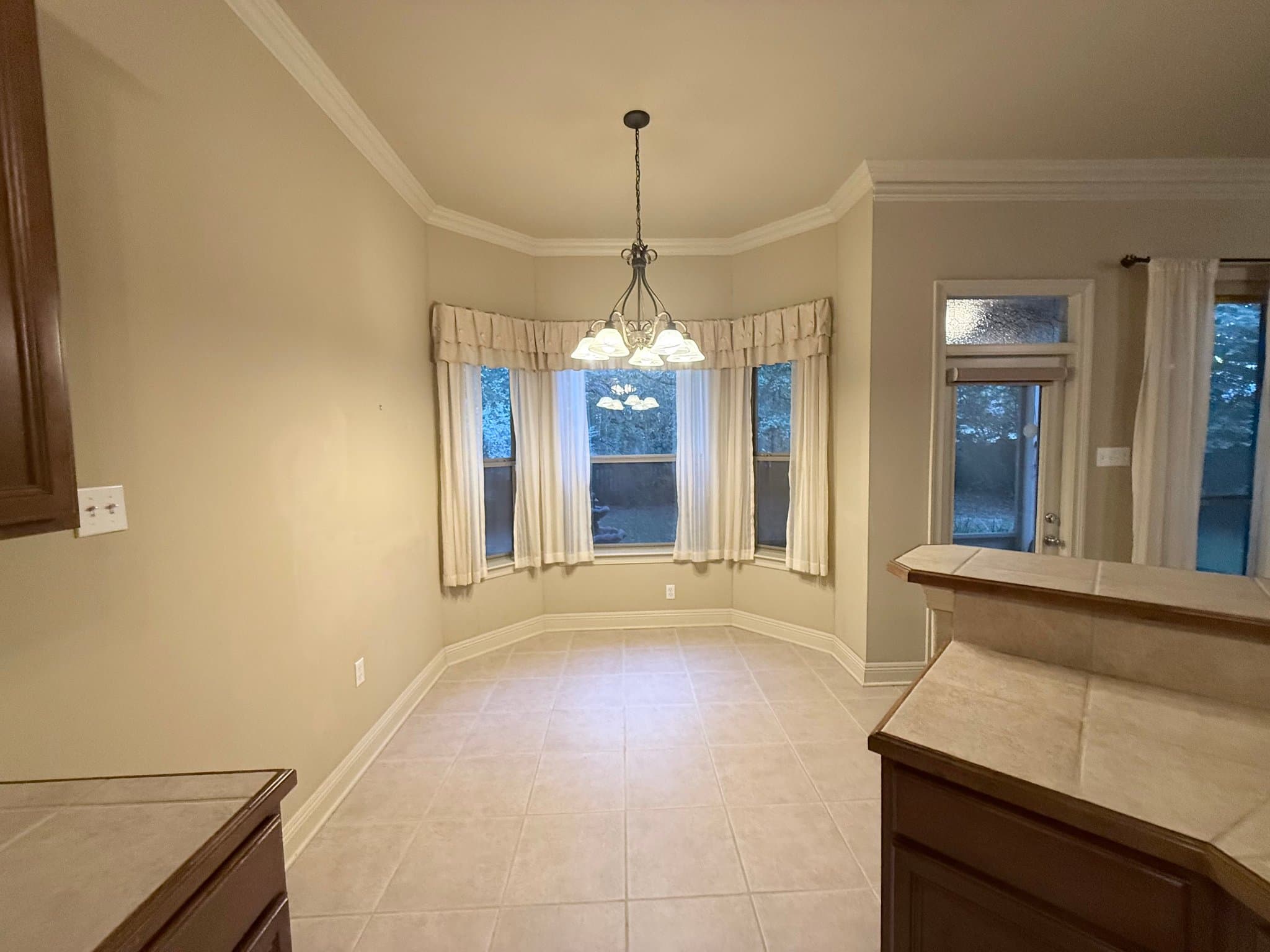 Madisonville House: 505 Loden Way