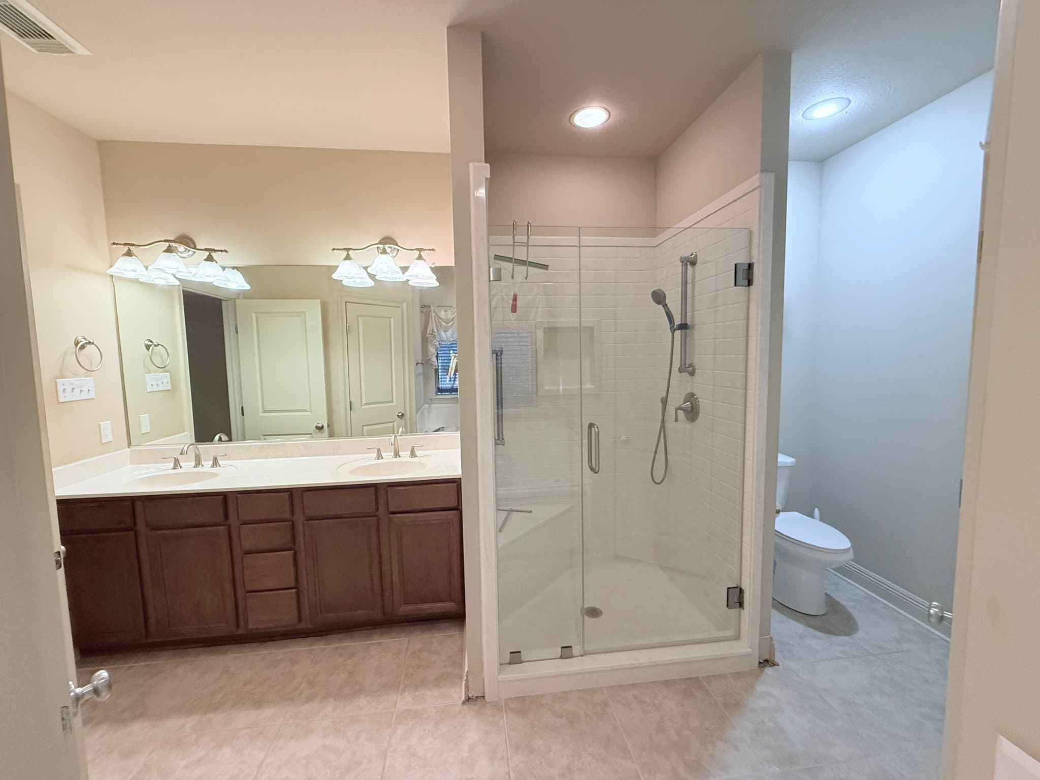 Madisonville House: 505 Loden Way
