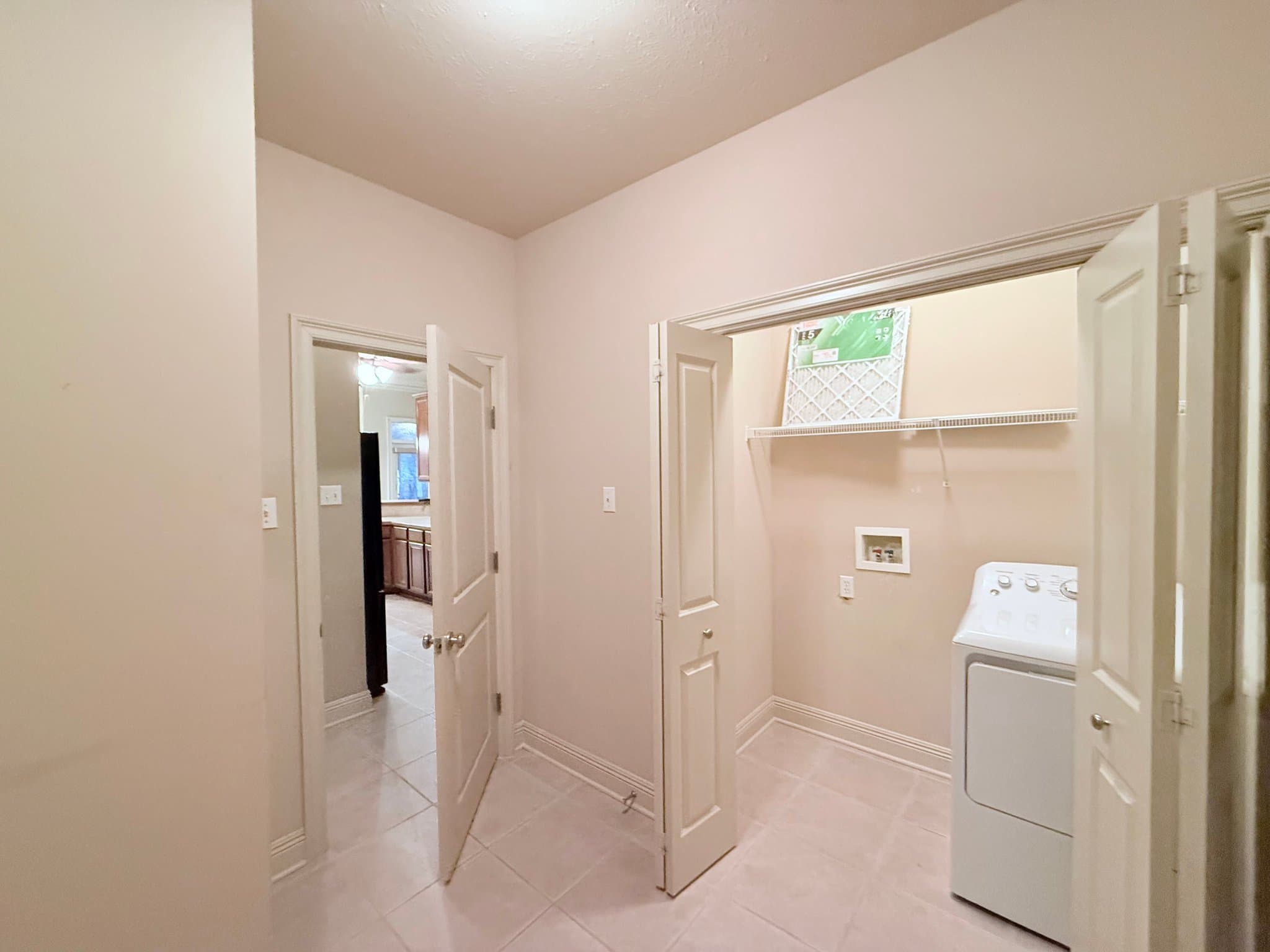 Madisonville House: 505 Loden Way