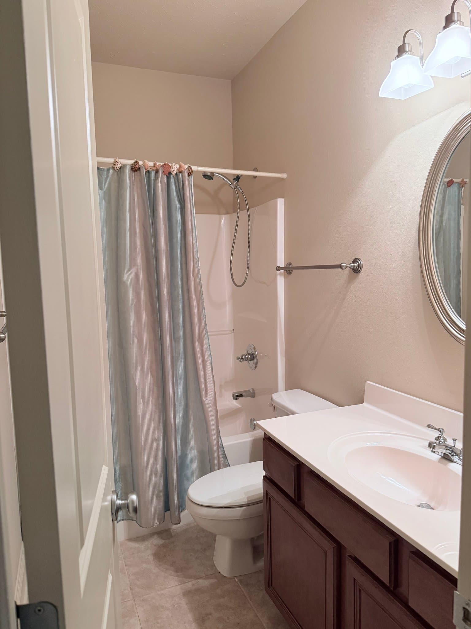 Madisonville House: 505 Loden Way