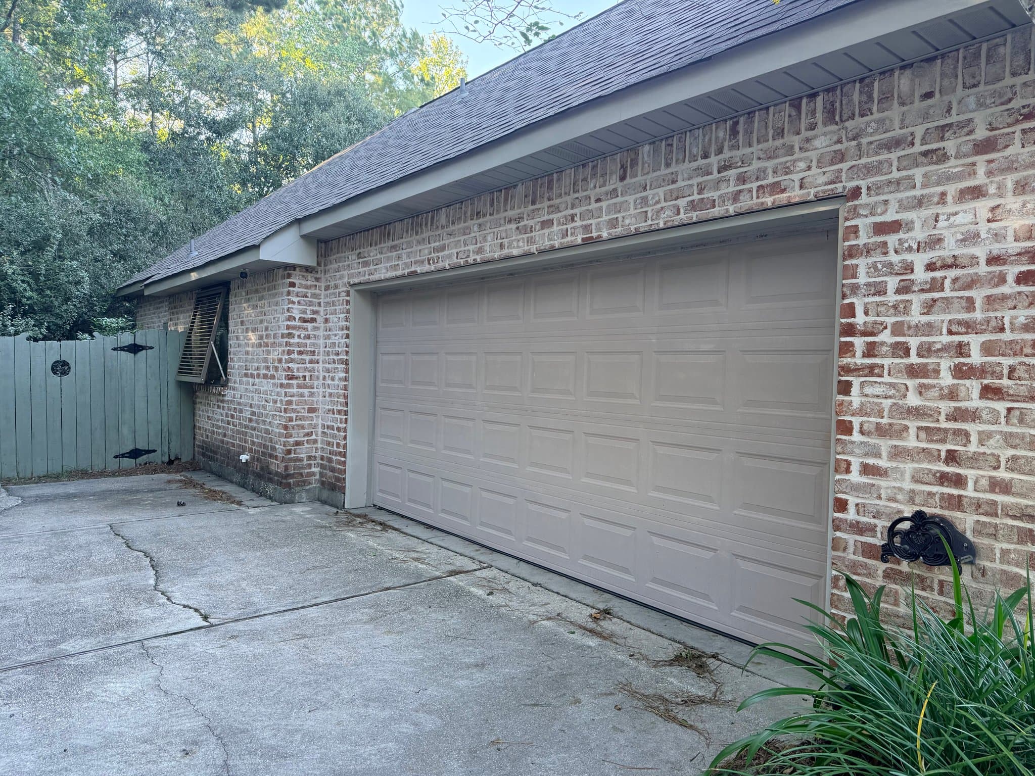 Madisonville House: 505 Loden Way