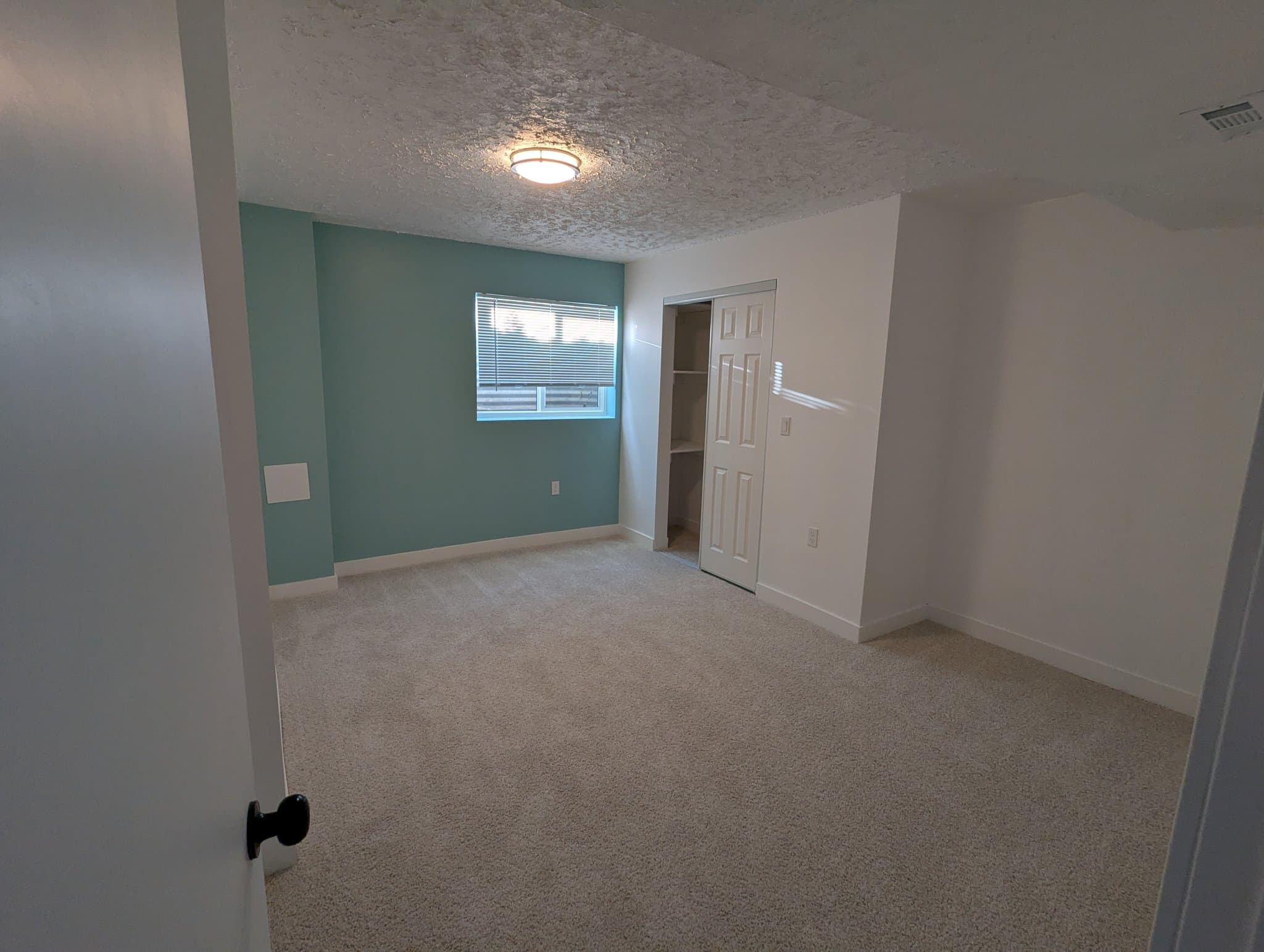 Taylorsville Single Room: 5971 South 2700 West