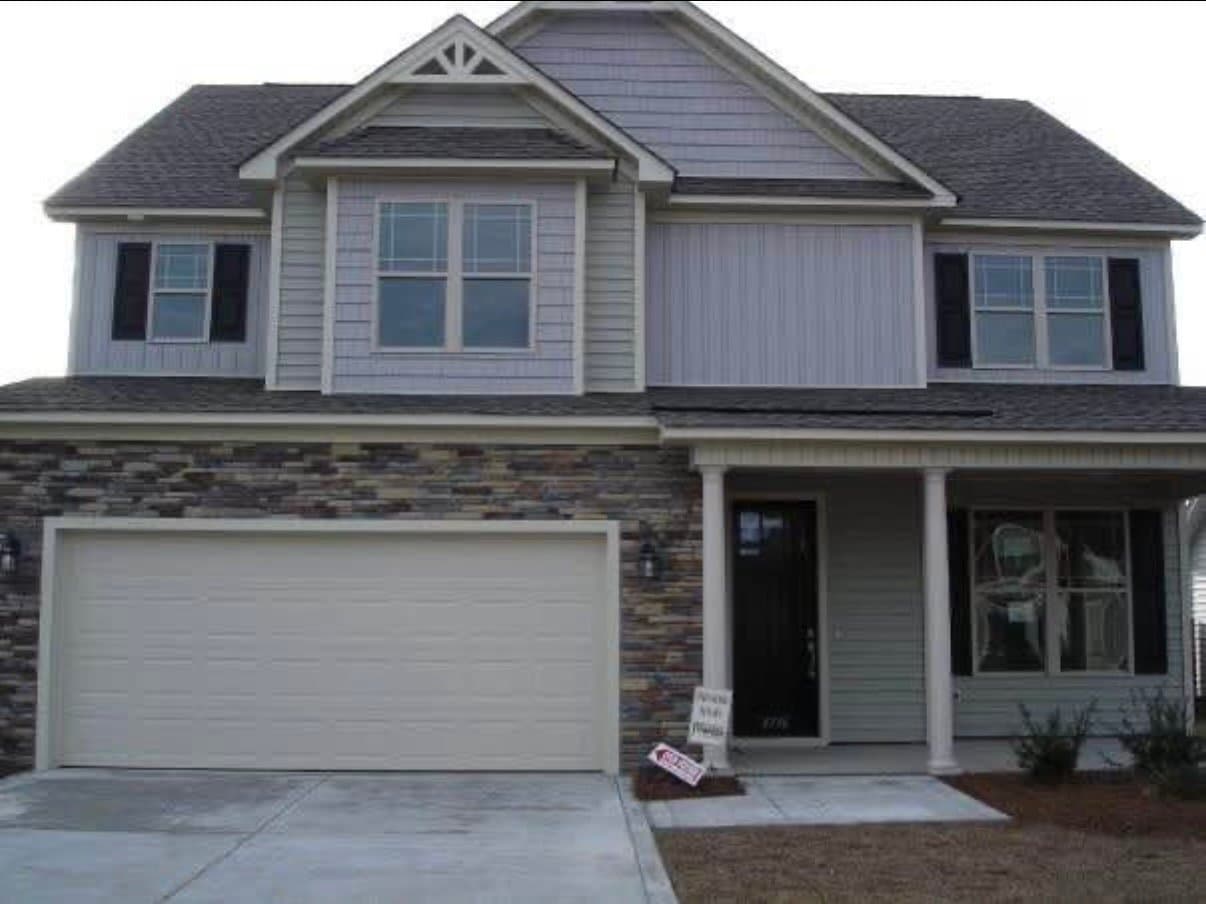 Fayetteville House: 3336 Eastgate St