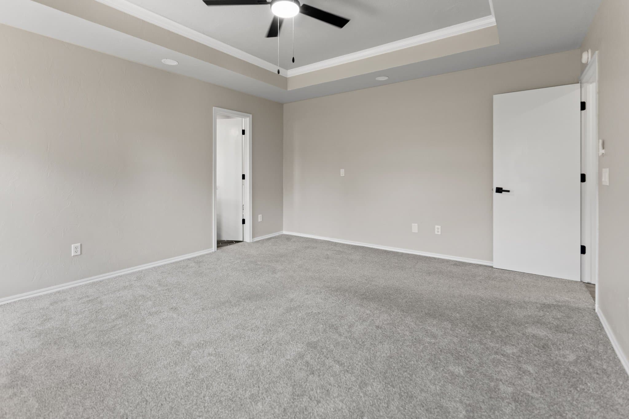 Mustang House: 341 E Plantation Ter