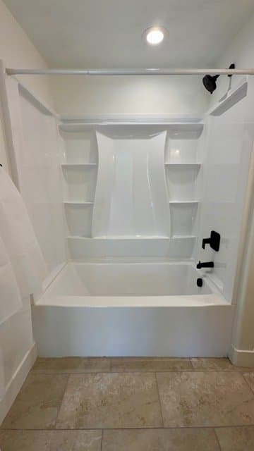 Saratoga Springs Townhome: 714 Danvers Dr.
