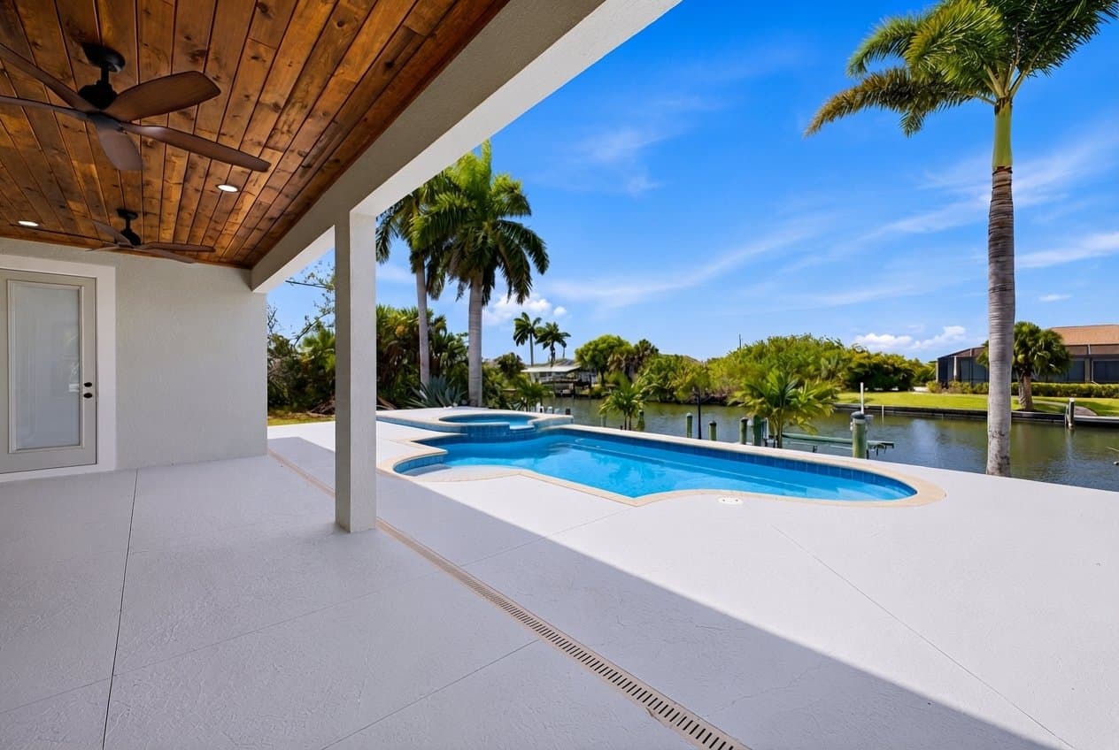 Port Charlotte House: 15408 Melport Cir