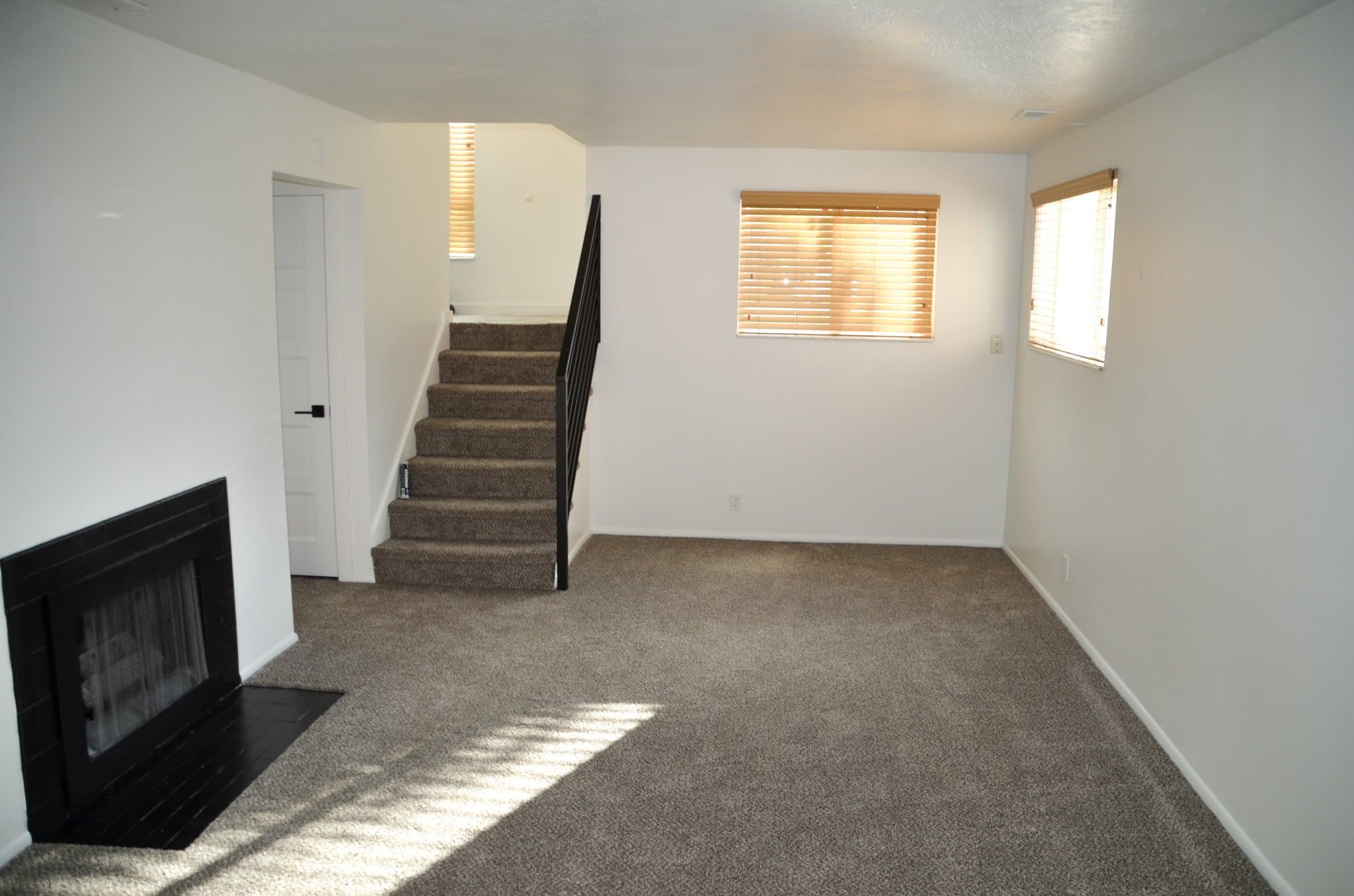 Salt Lake City Multiplex: 549 E Delno Cir