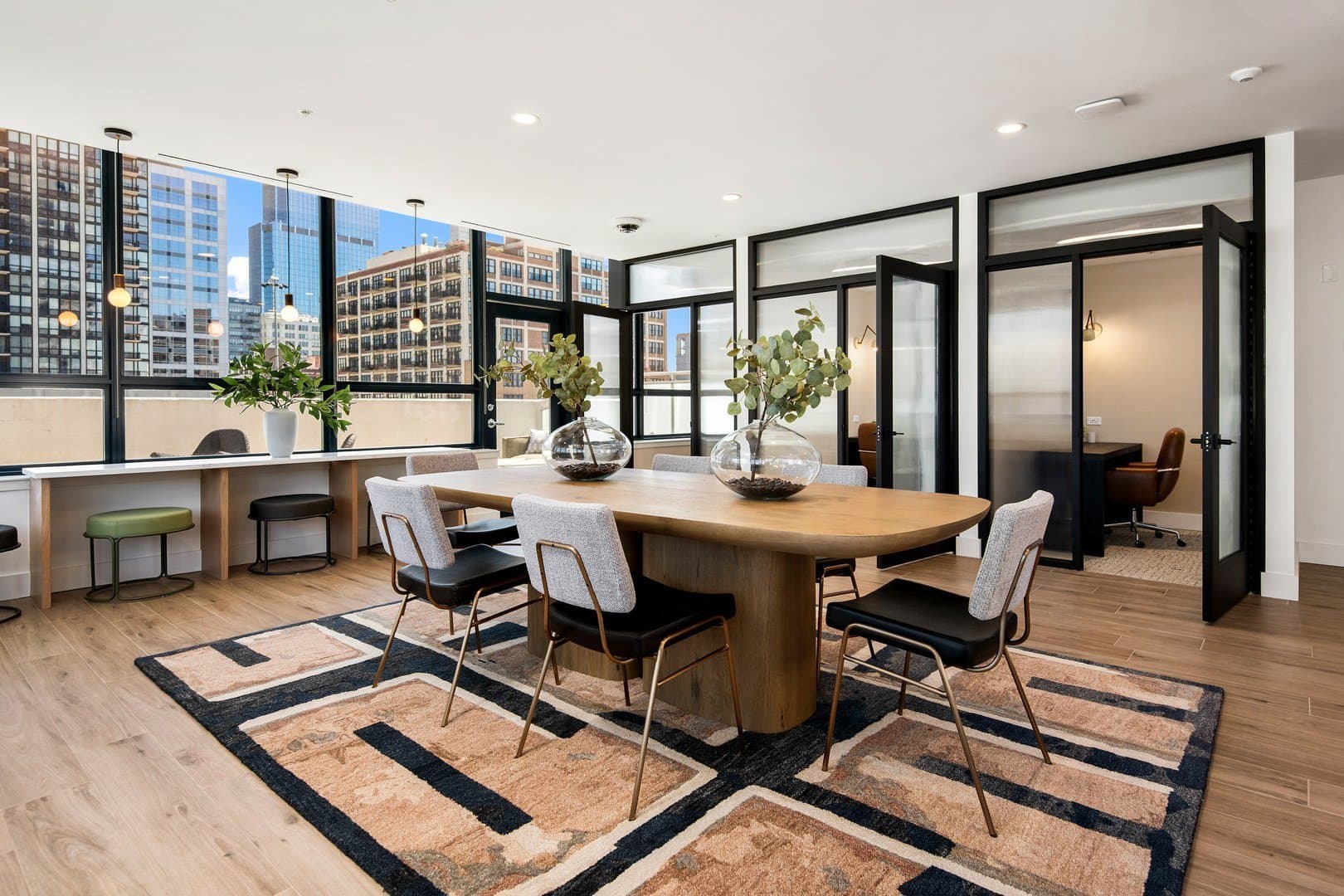 Chicago Condo: 201 S Halsted St