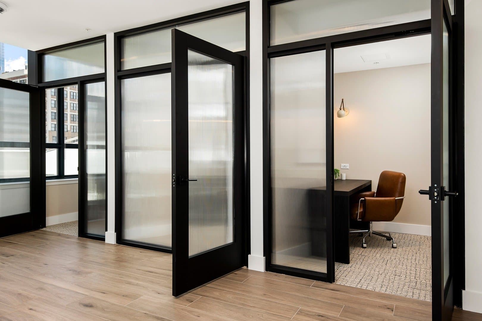 Chicago Condo: 201 S Halsted St
