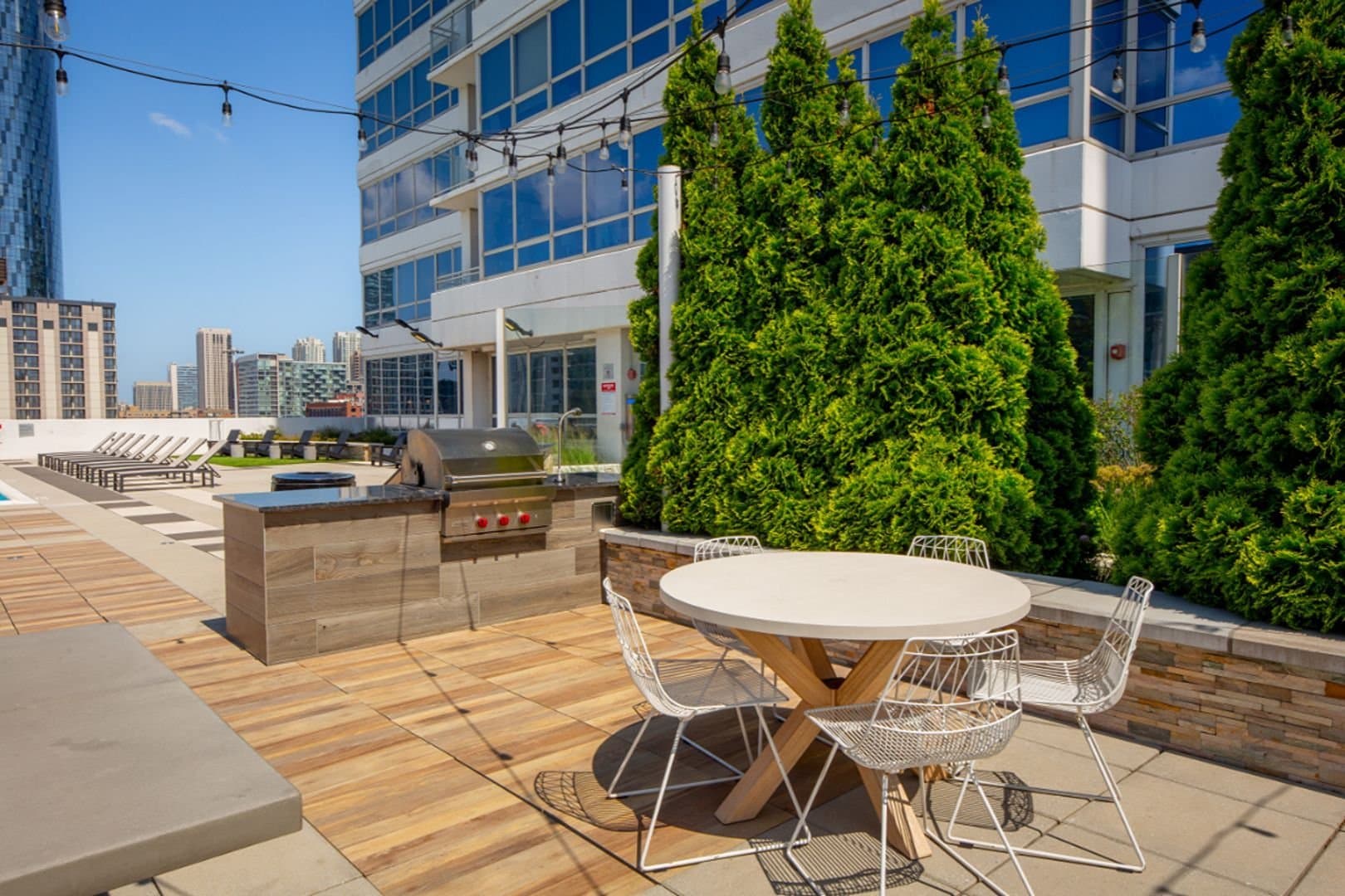 Chicago Condo: 201 S Halsted St
