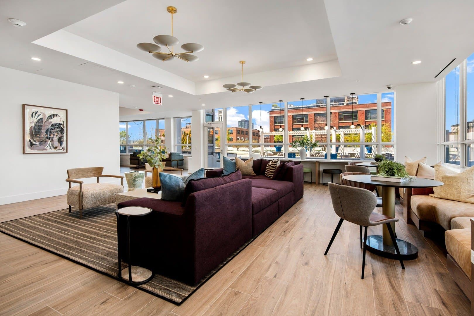 Chicago Condo: 755 W Quincy St