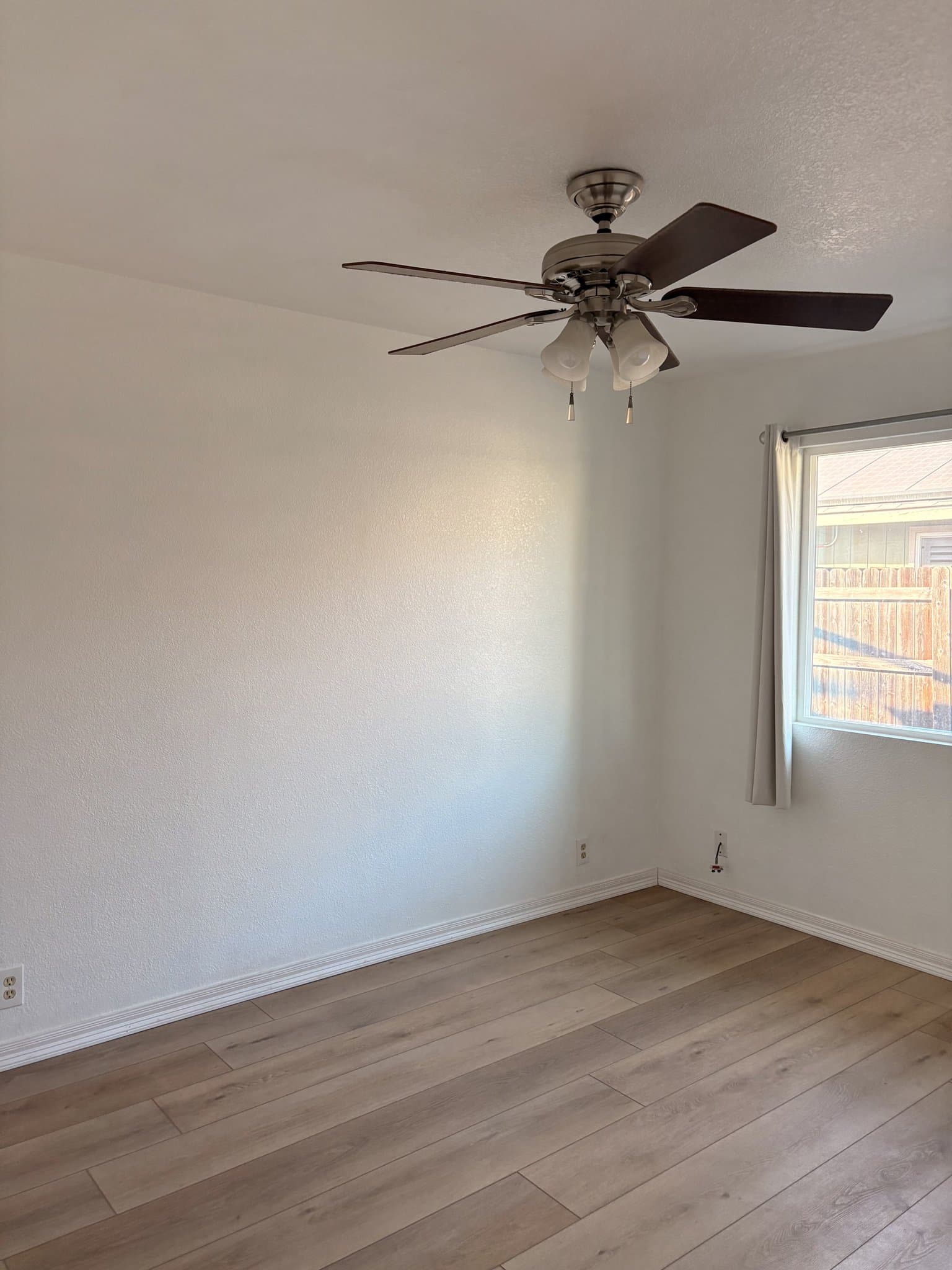 Chico House: 159 Artesia Dr