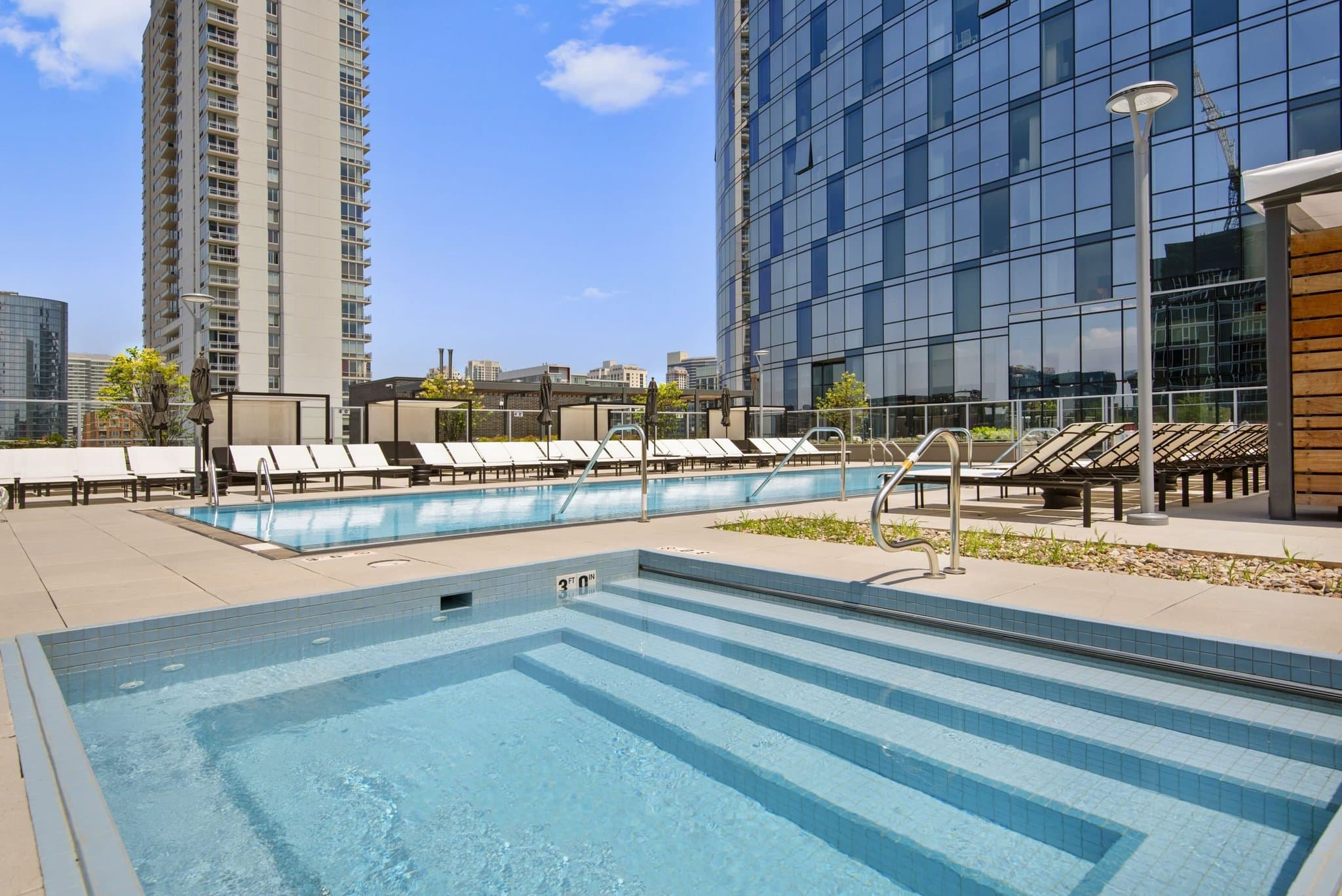 Chicago Condo: 20 S Halsted St