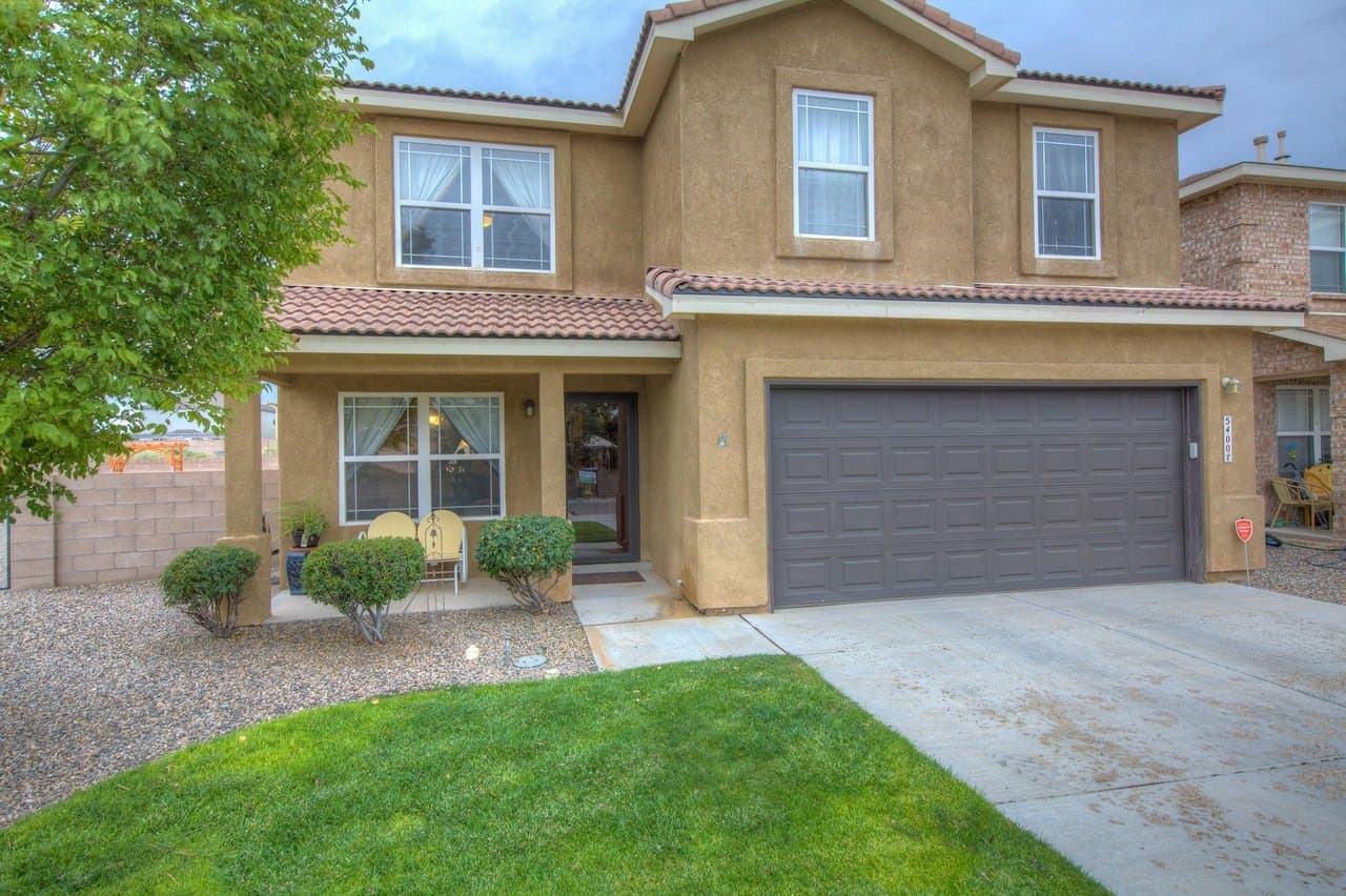 Albuquerque House: 5400 Monterey Cove Ave NW
