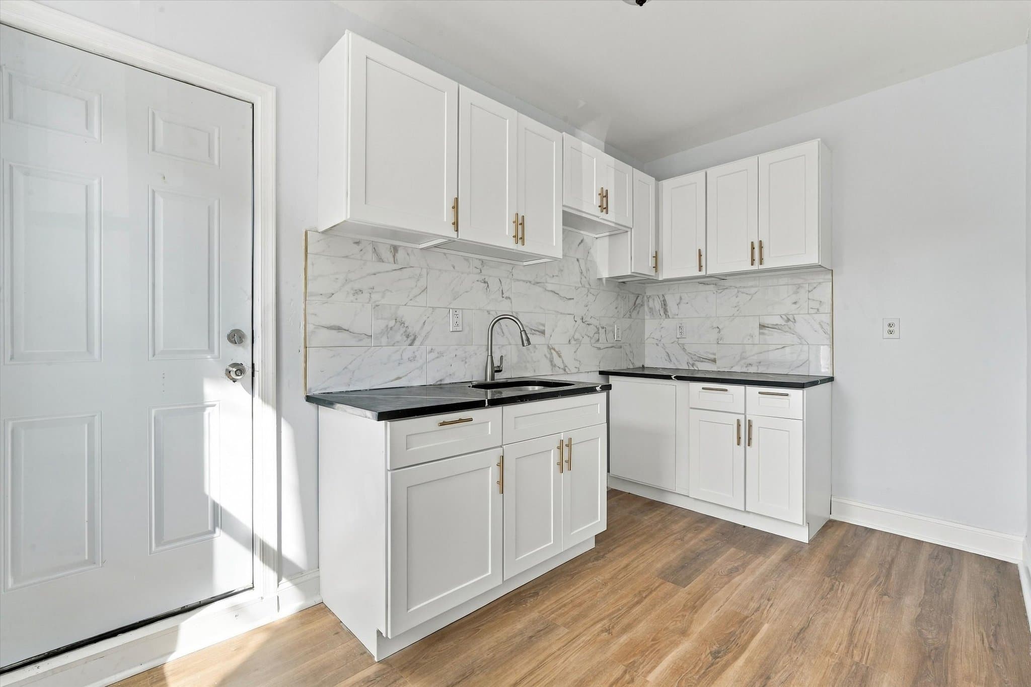 Philadelphia Apartment: 4314 Penn St