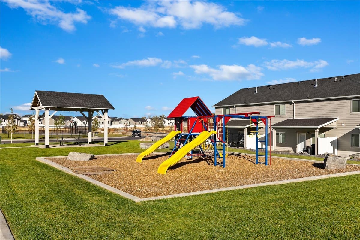 Ogden Townhome: 2067 W 1715 Ct S