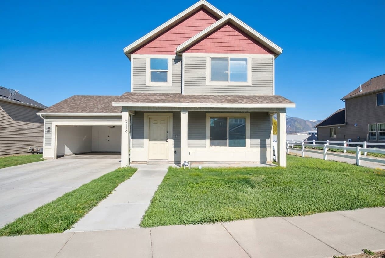 Logan House: 2170 S 1450 W