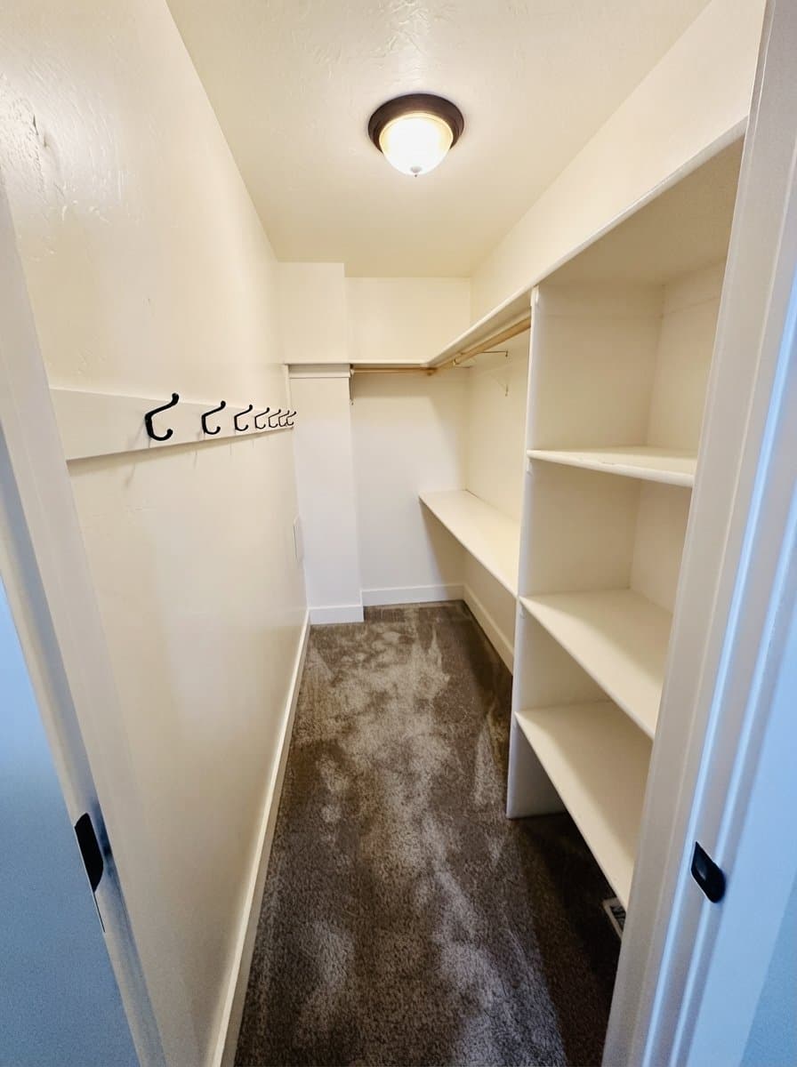 Logan House: 2170 S 1450 W