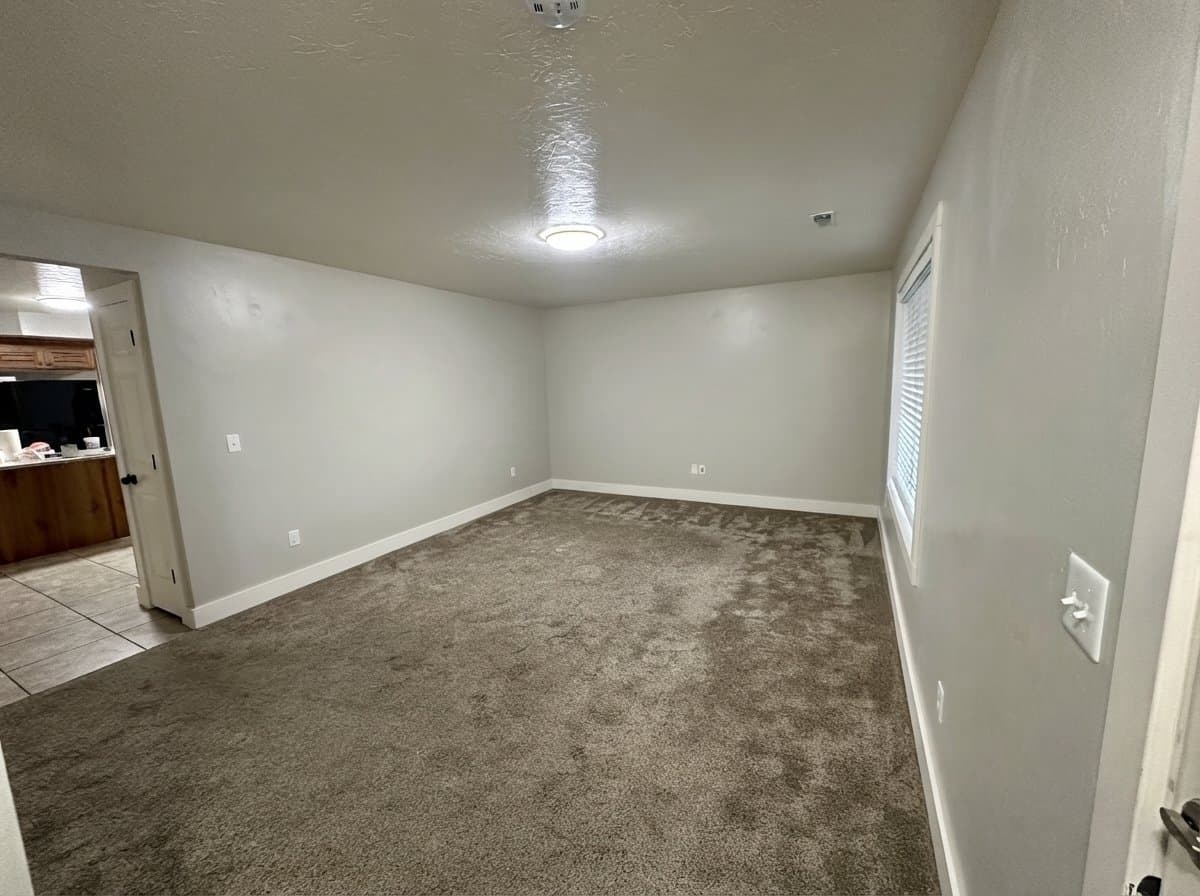 Logan House: 2170 S 1450 W