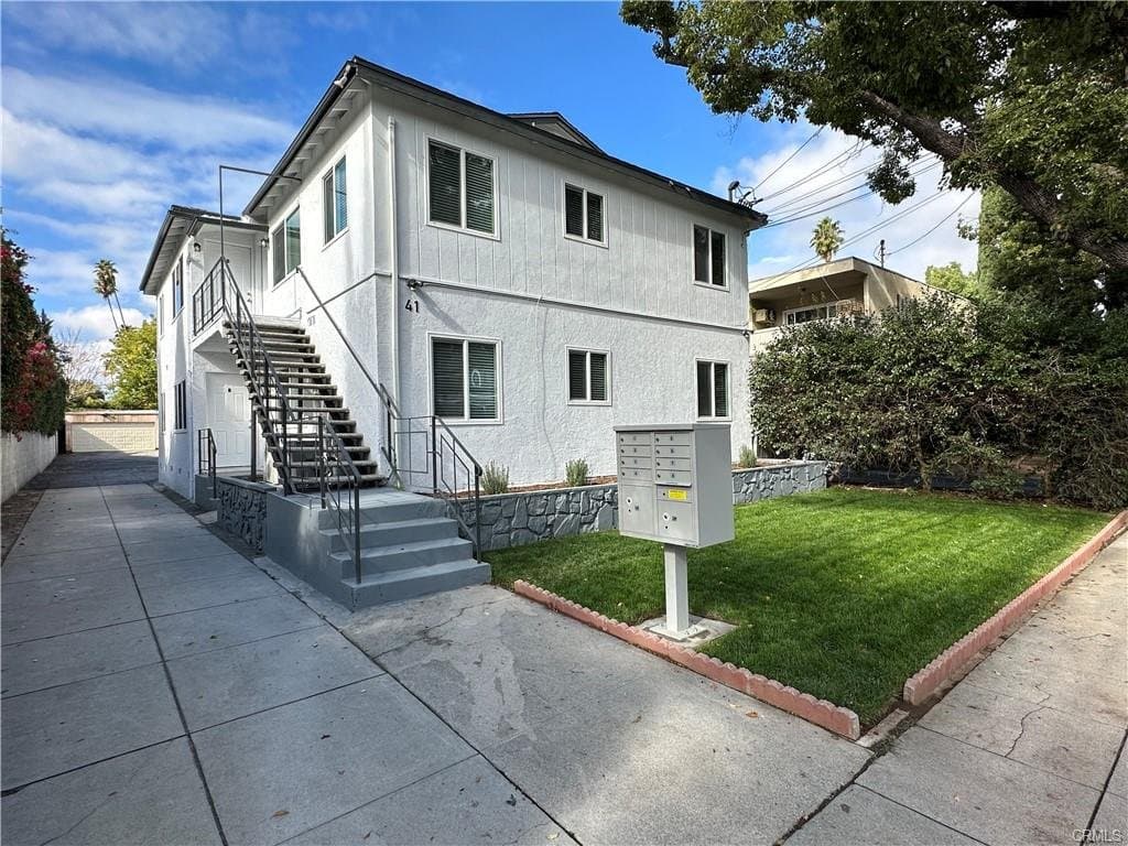 Pasadena Condo: 41 N Sierra Bonita Ave, Pasadena, CA 91106, USA