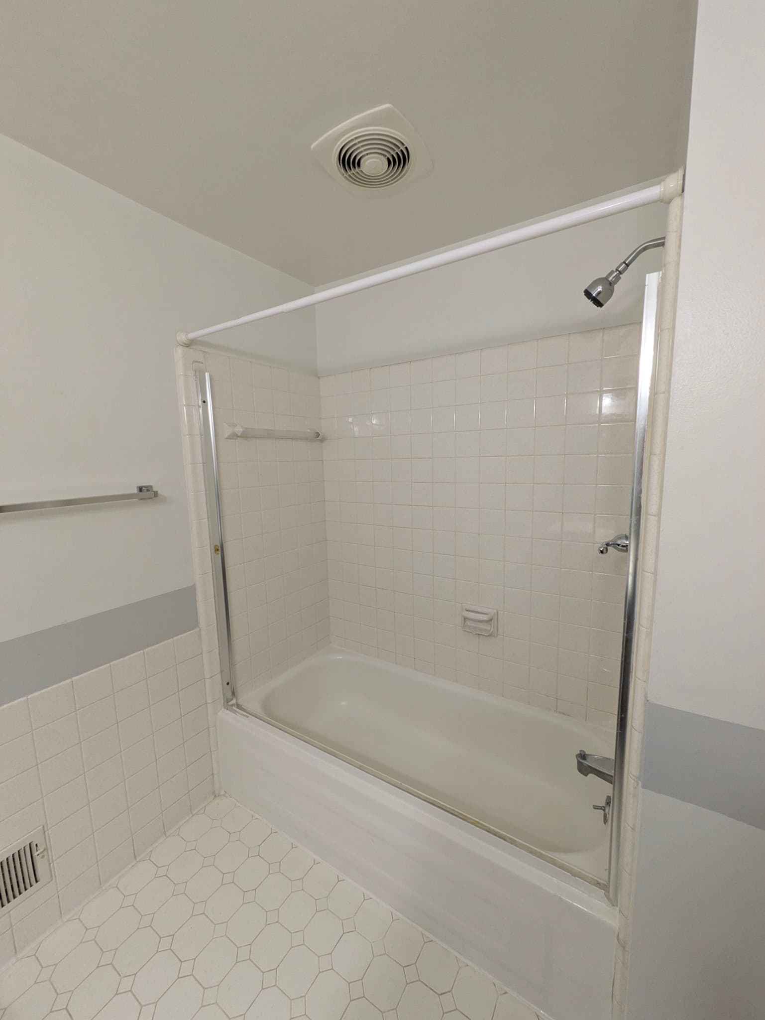 Toledo Multiplex: 5435 Glenridge Drive