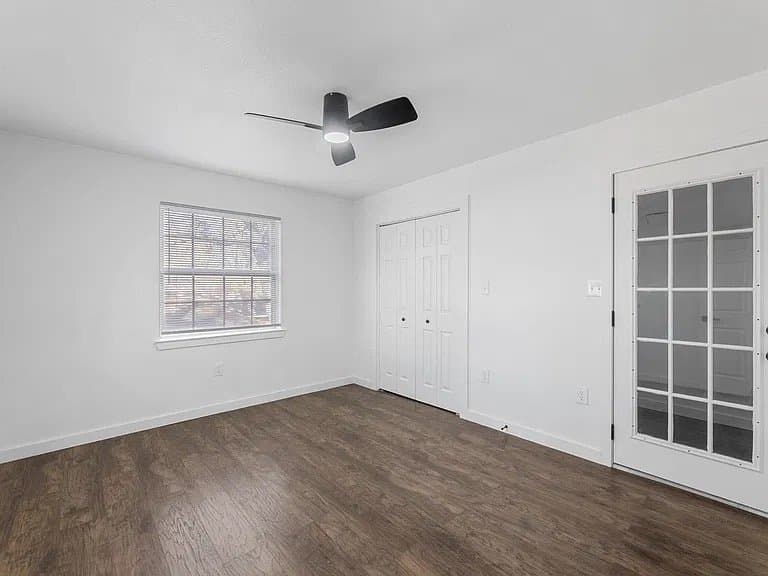 Arlington House: 2506 Holt Rd