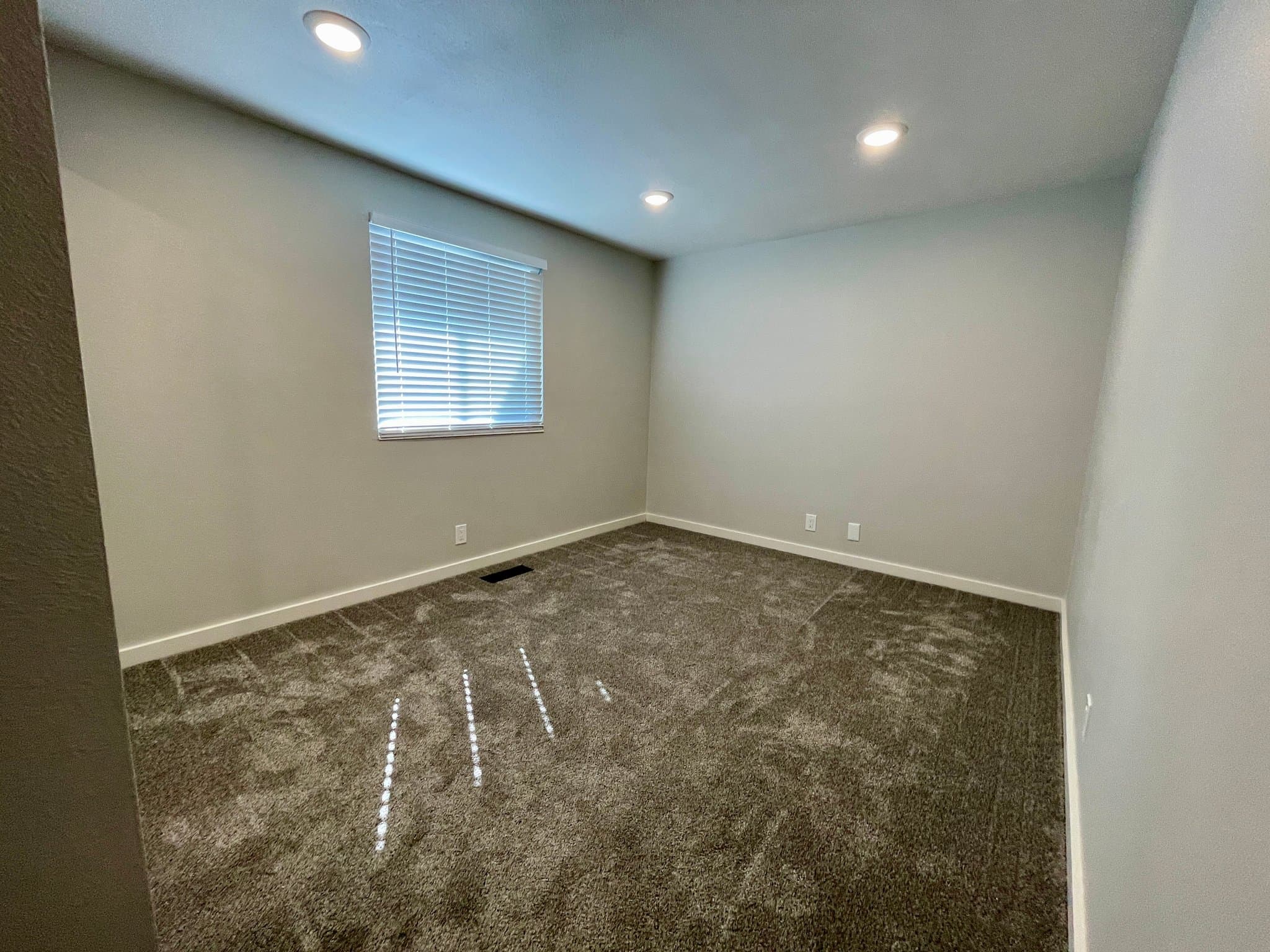 Centerville House: 164 E 1250 N